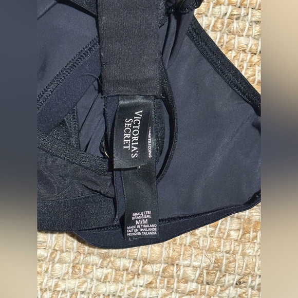 Victoria's Secret Black Bralette - Picture 4 of 4